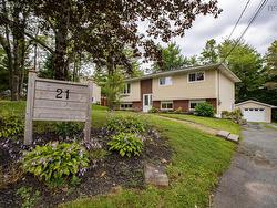 21 Franklyn Drive  Beaver Bank, NS B4G 1A5
