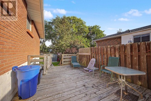 Side Deck - 128 King Hiram Street, Ingersoll (Ingersoll - North), ON 