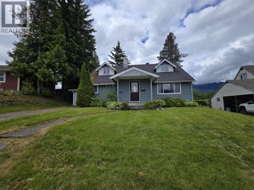 1417 CORMORANT AVENUE  Kitimat, BC V8C 1R7