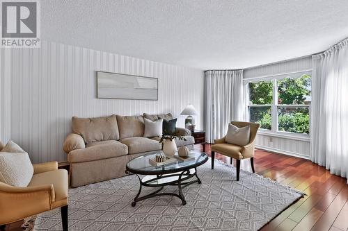 6036 St. Ives Way, Mississauga, ON 