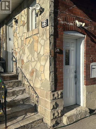 25 NINTH STREET , Toronto, Ontario M8V 3E2 3