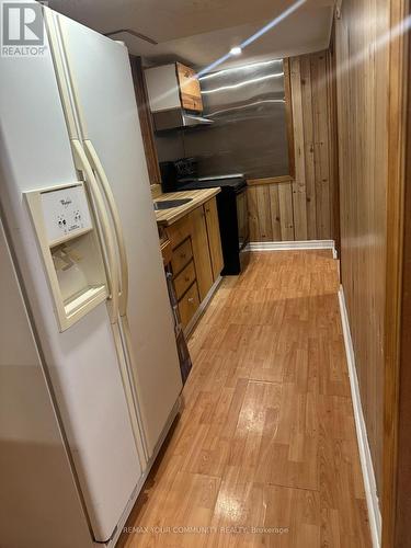 25 NINTH STREET , Toronto, Ontario M8V 3E2 5