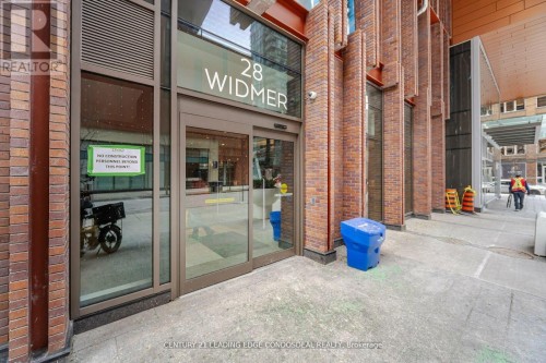 4929 - 28 WIDMER STREET , Toronto, Ontario M5V 0T2 2