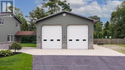 23 Park Road, Central Huron (Goderich), ON 
