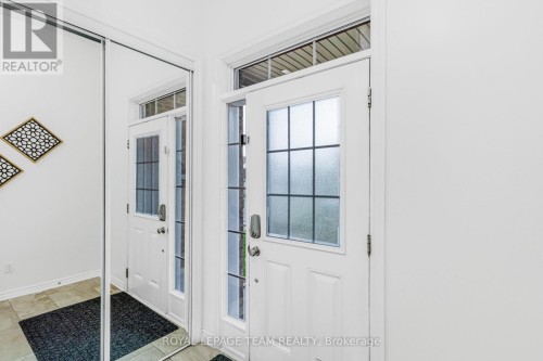 57 CROWNRIDGE DRIVE , Ottawa, Ontario K2M 0J6 4