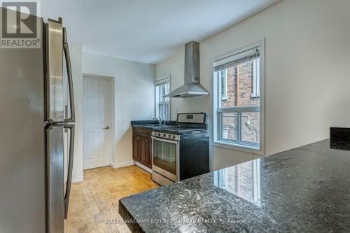 2 - 2976 LAKE SHORE BOULEVARD W , Toronto, Ontario M8V 1J9 3
