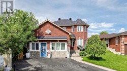 30 HARROGATE COURT  Barrie, ON L4M 0B9