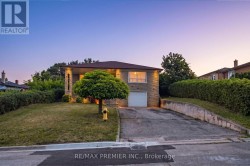 6 CANTON AVENUE  Toronto, ON M3M 1N2