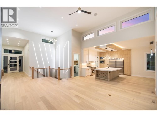 979 Loseth Drive, Kelowna, BC 