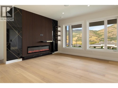 Walk out level rec room - 979 Loseth Drive, Kelowna, BC 