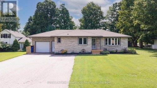 3042 ALBERT STREET  Howick, ON N0G 1V0