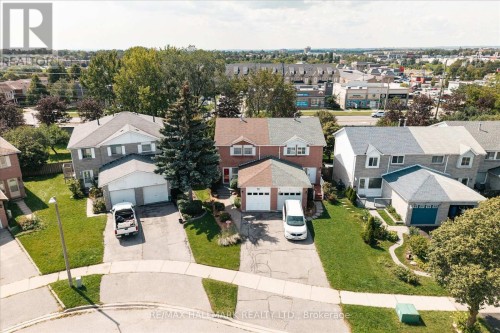 72 TAMS DRIVE  Ajax, ON L1Z 1A5