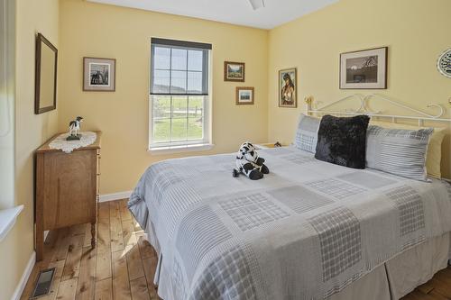 2372 20Th Street, Lister, BC 