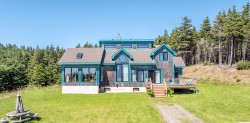 260 Ch. de l'Église Les Îles-De-La-Madeleine, QC G4T 3R4