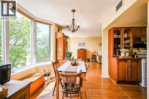 406 - 200 LIMERIDGE ROAD W , Hamilton, Ontario L9C 2V4 4