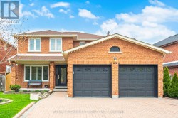 3332 TESTIMONY SQUARE  Mississauga, ON L5B 3G2