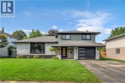 34 SKY ACRES Drive Brantford, ON N3R 1P3