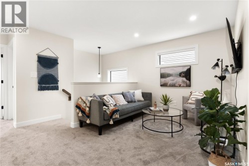 595 Cockcroft Court, Saskatoon, SK 