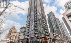 1806 - 4099 BRICKSTONE MEWS Mississauga, ON L5B 0G2