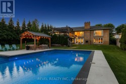 1648 CREDITON PARKWAY  Mississauga, ON L5G 3X3