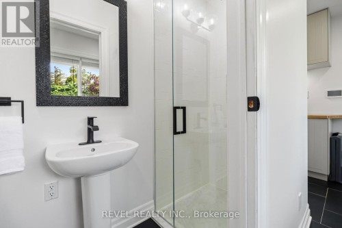 1648 Crediton Parkway, Mississauga, ON 