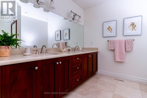 1820 Shady Creek Court, Mississauga, ON 