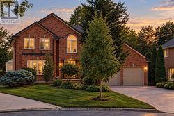 1820 SHADY CREEK COURT  Mississauga, ON L5L 3W2