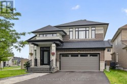 341 SERENADE CRESCENT Ottawa, ON K1X 0B9