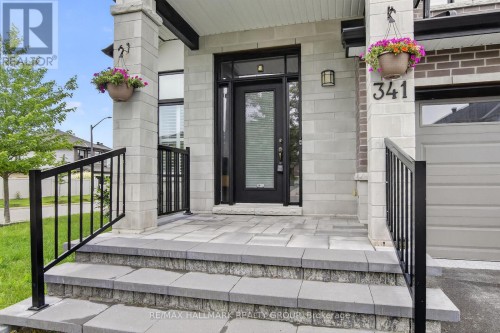 341 SERENADE CRESCENT , Ottawa, Ontario K1X 0B9 4