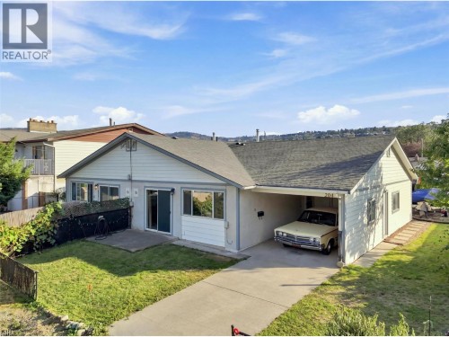 204/206 Fairview Avenue  Kamloops, BC V2B 1E9