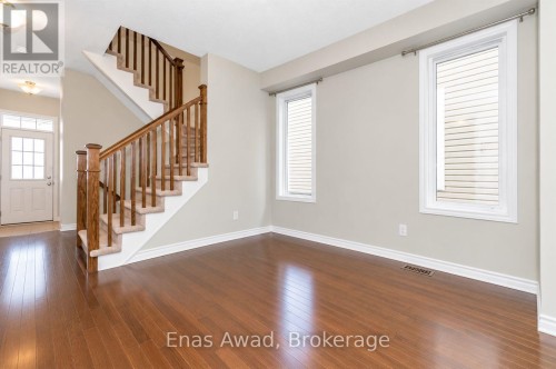 361 AUTUMNFIELD STREET , Ottawa, Ontario K2M 0J6 4