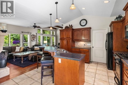 3103 Thacker Drive, West Kelowna, BC 
