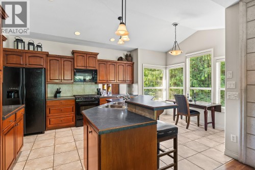 3103 Thacker Drive, West Kelowna, BC 