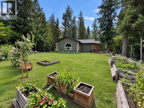 506 Hume Street  Slocan, BC V0G 2C0