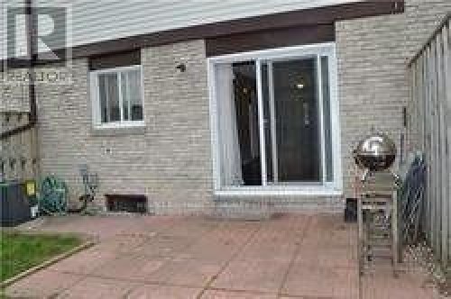 94 - 45 HANSEN ROAD , Brampton, Ontario L6V 3C5 4