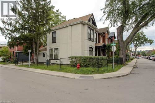 86 William Street, Hamilton, ON 