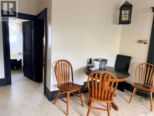 12 3Rd Street E, Willow Bunch, SK 