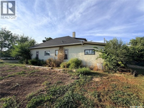 12 3Rd Street E, Willow Bunch, SK 