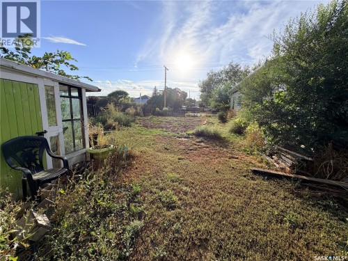 12 3Rd Street E, Willow Bunch, SK 