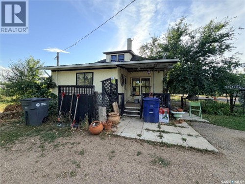 12 3Rd Street E, Willow Bunch, SK 