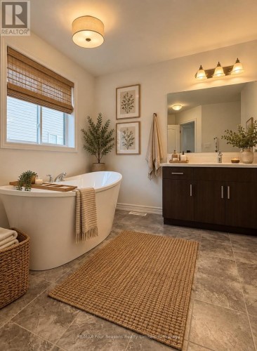 6 BASSETT STREET , Collingwood, Ontario L9Y 3B7 5