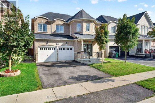 45 ABITIBI LAKE DRIVE  Brampton, ON L6R 0Y4
