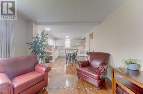 104 Mausser Avenue, Kitchener, ON 