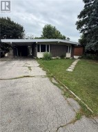 UPPER LEVEL - 63 SANATORIUM ROAD Hamilton, ON L9C 1Y4