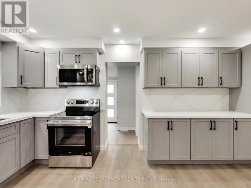 67 Cope Street, Hamilton, ON 