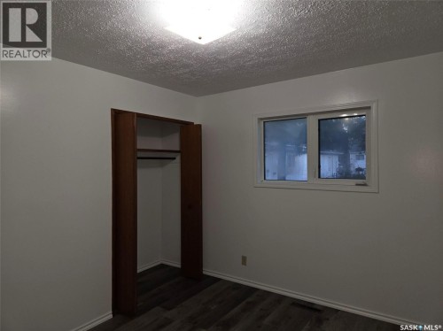 100 3Rd Avenue N, Middle Lake, SK 