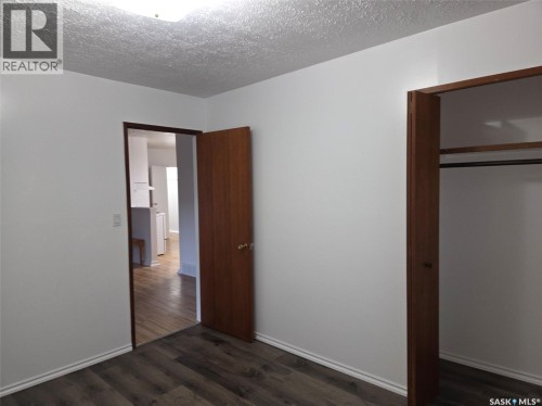 100 3Rd Avenue N, Middle Lake, SK 