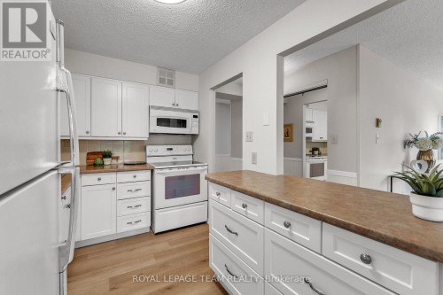 302 - 115 Barrett Court, Kingston (Kingston East (Incl Cfb Kingston)), ON 