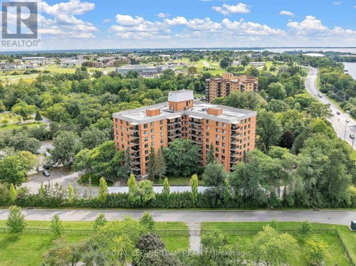 302 - 115 Barrett Court, Kingston (Kingston East (Incl Cfb Kingston)), ON 