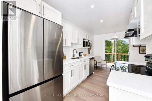 60 Malhotra Court, Ottawa, ON 